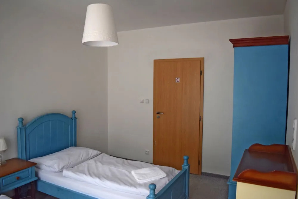 Ostende Chocerady - ubytování u řeky