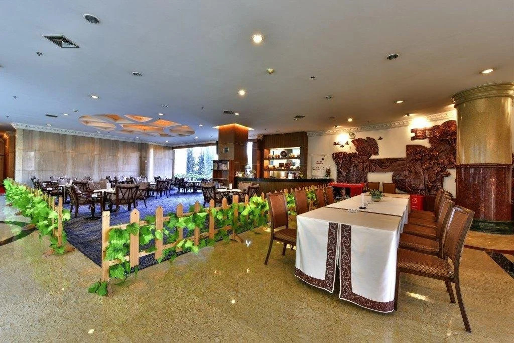 Yunnan hongta hotel