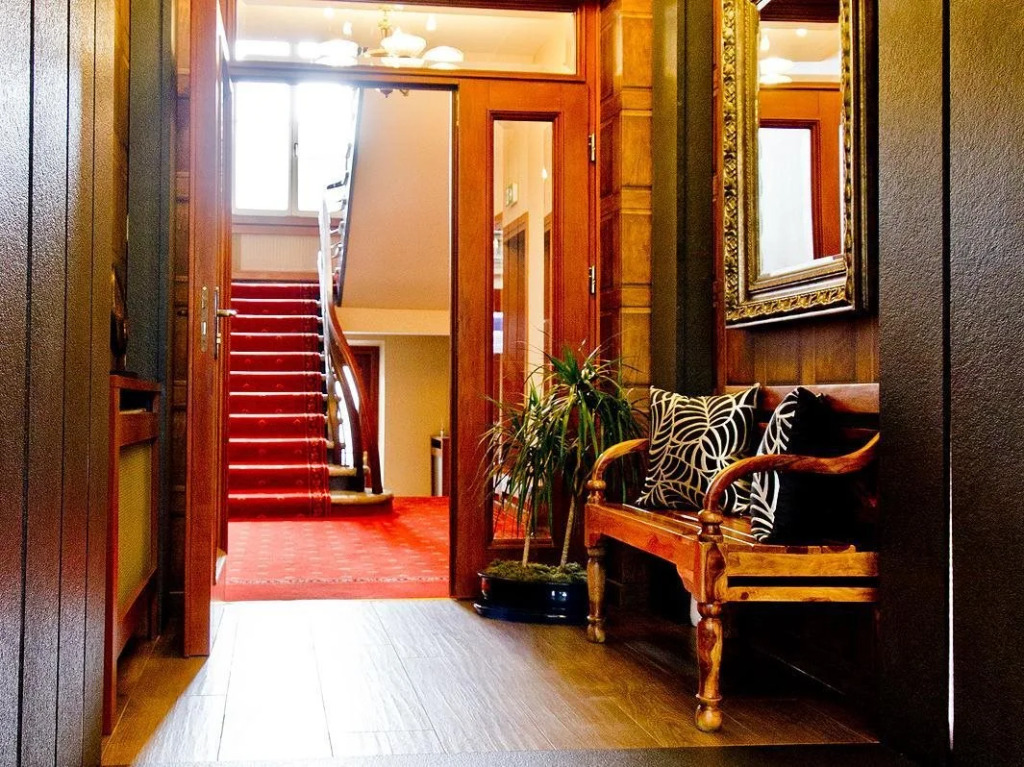 Hotel Columbus