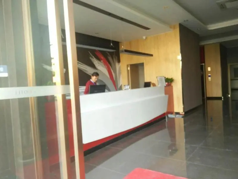 Thank Inn Plus Hotel Hubei Jingmen Zhongxiang Wenfeng Road