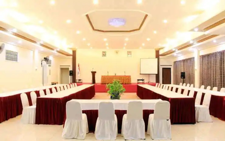 Megaria Hotel