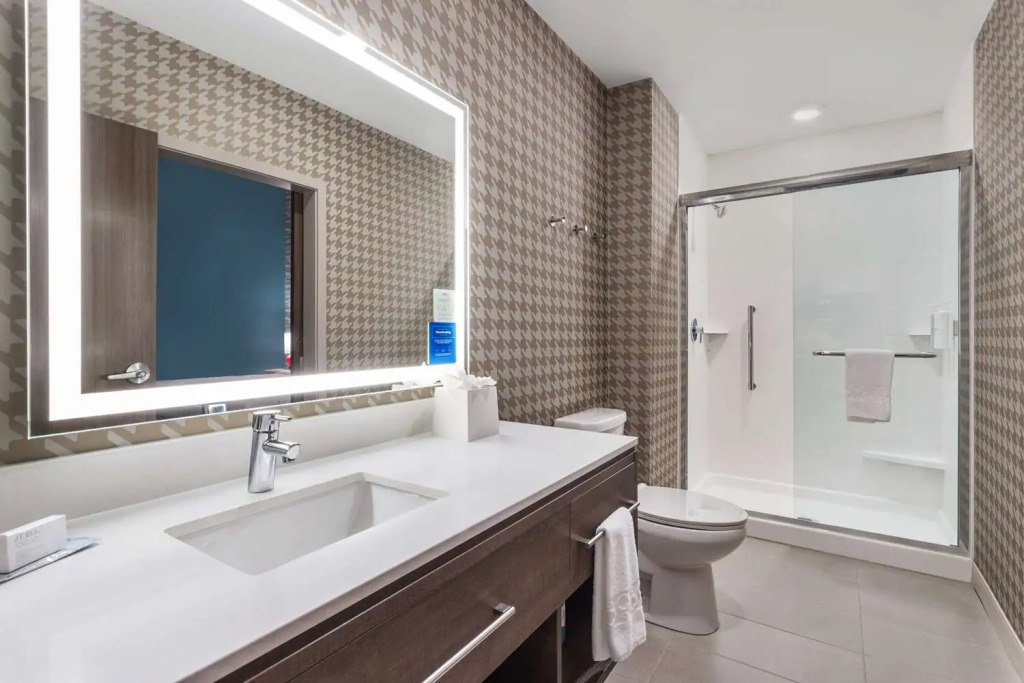 Home2 Suites By Hilton Cedar Rapids Westdale