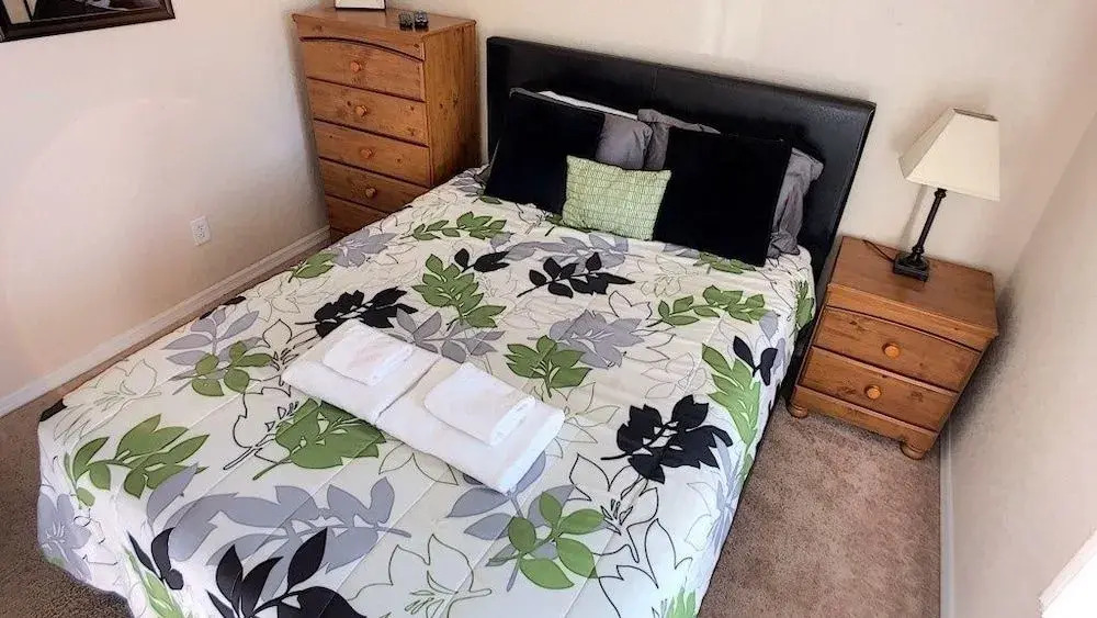 Ariel's Grotto- 4 Regal Palms Townhome - 4 Br townhouse by RedAwning