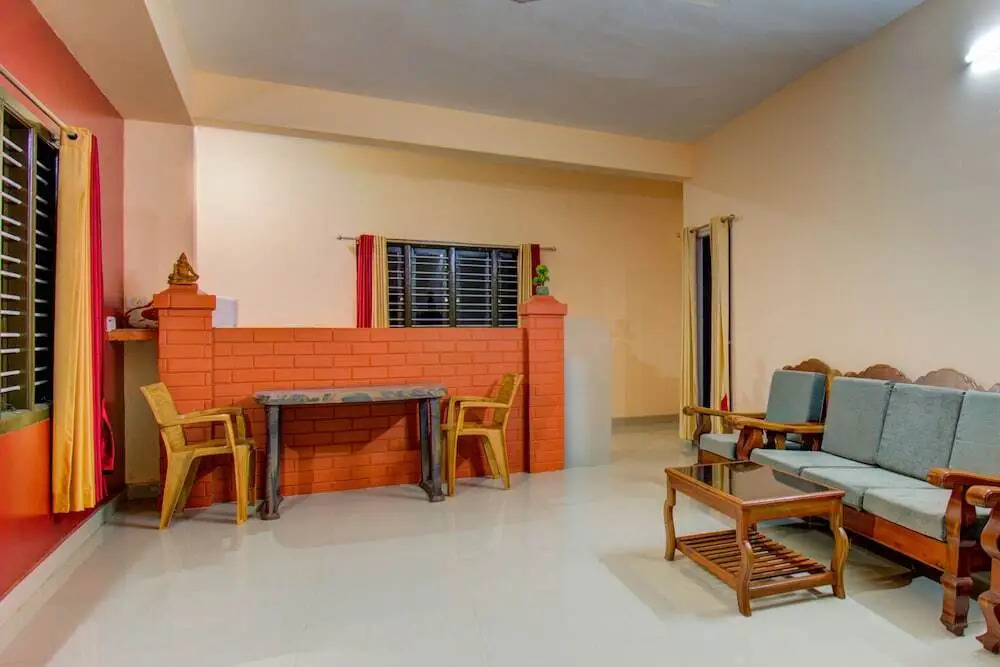 Hotel Bharmour View