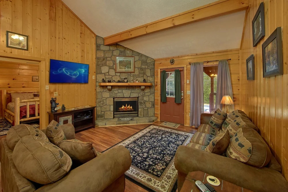 Bear Creek - 2 Br Cabin