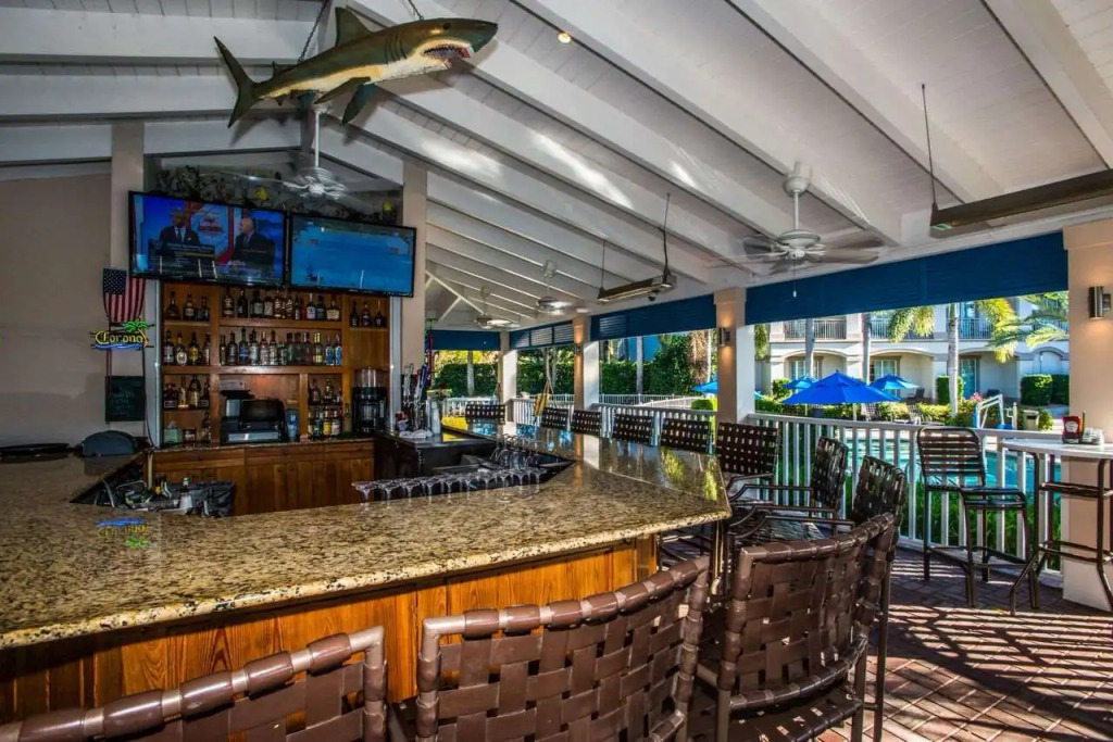Trianon Bonita Bay Hotel