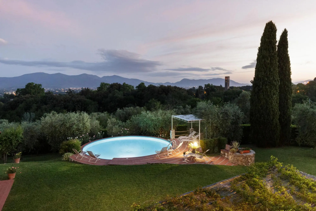 Melograno Farmhouse in Capannori