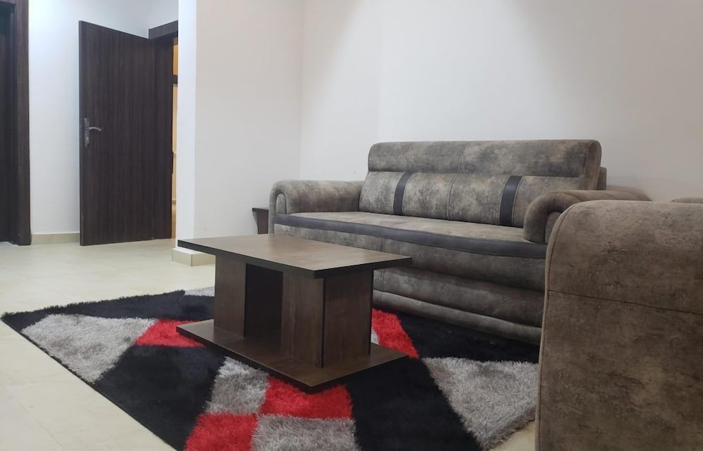 Vinpy Hotels