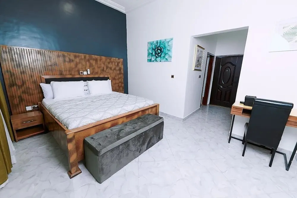 Kings Villagio Hotel
