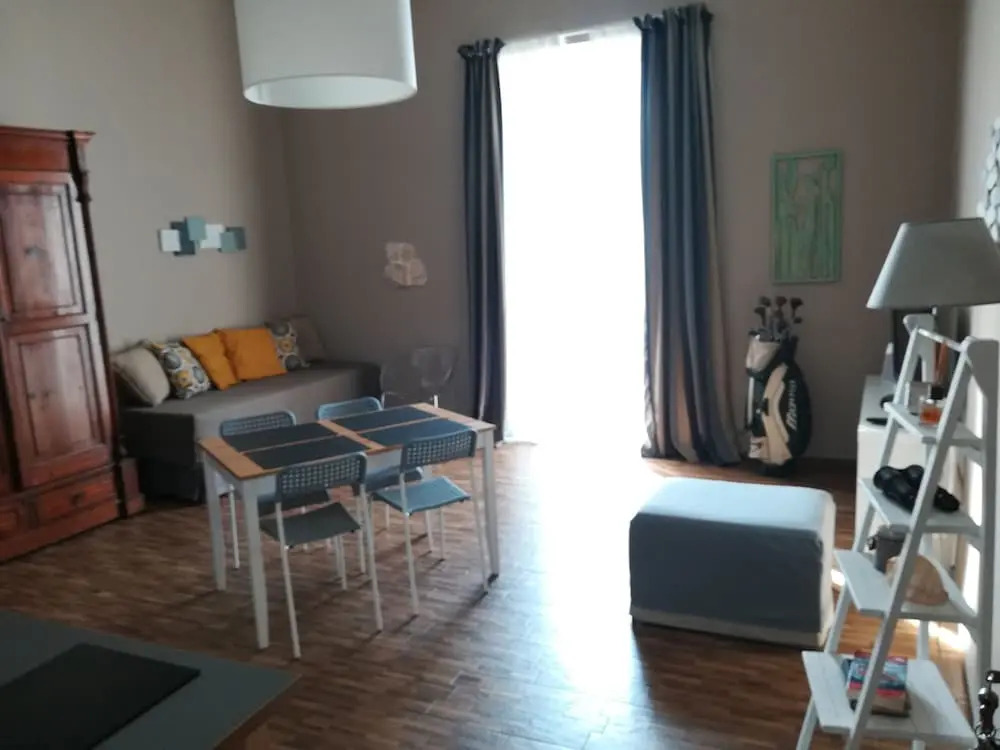 Ad Home
