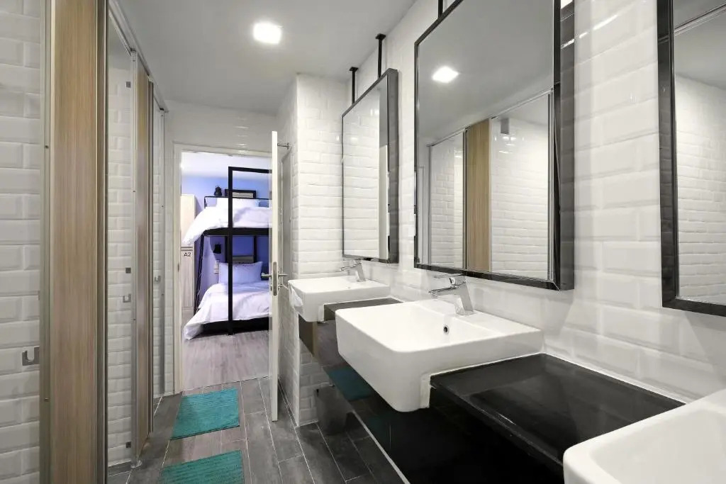 Simply Sleep Hostel