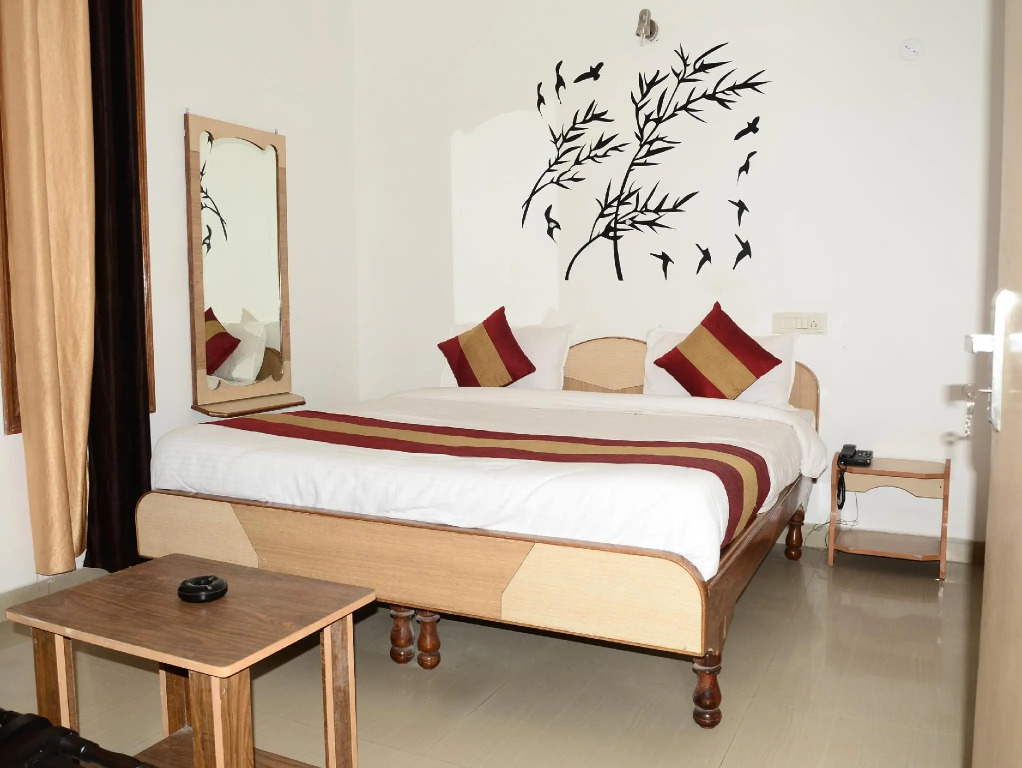 Hotel God Gift