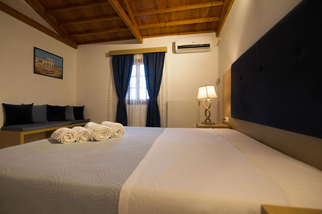 Vicky Studios and Apartments