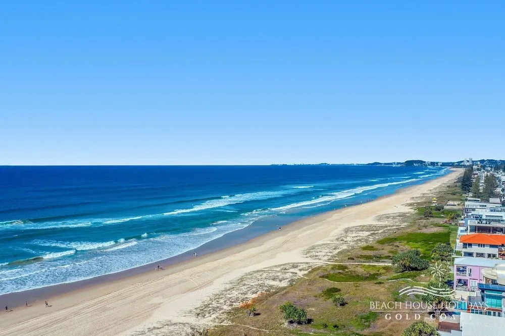 True Beachfront Family Holiday Home