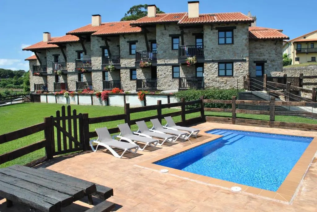 Apartamentos Spa Casco Histórico de Isla