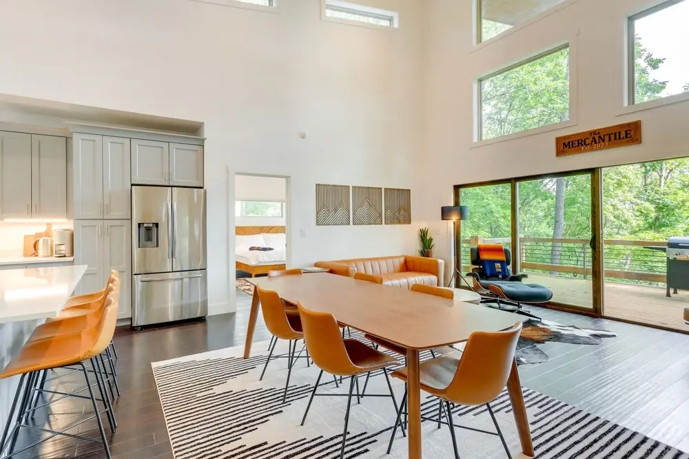 Mid-century Modern Home w/ Hot Tub & Mtn Views!