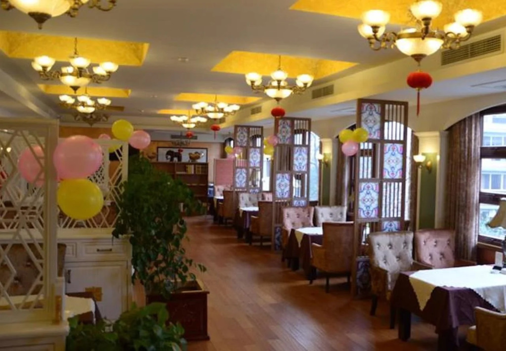 Chengdu Skylakes Hotel