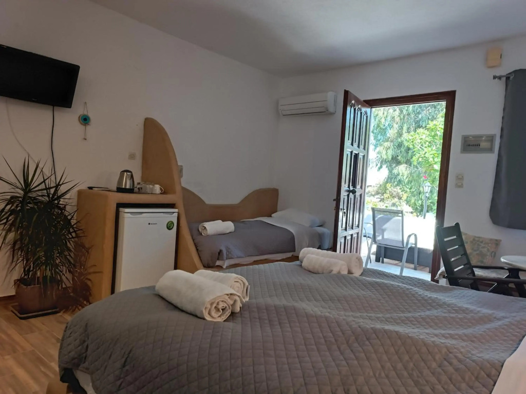 Naxos Summerland resort
