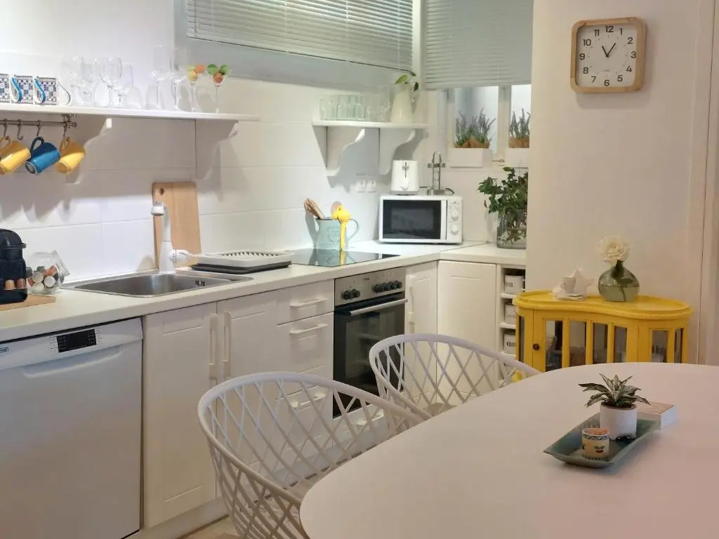 AAY- Best Corfu Town & Sea Apart 2bedroom Renovated + lift / Comfy&Design+WiFi