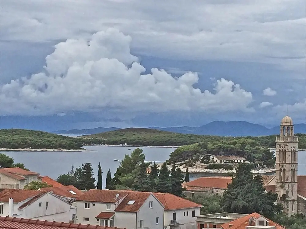 Tomi - Beautiful View - A1