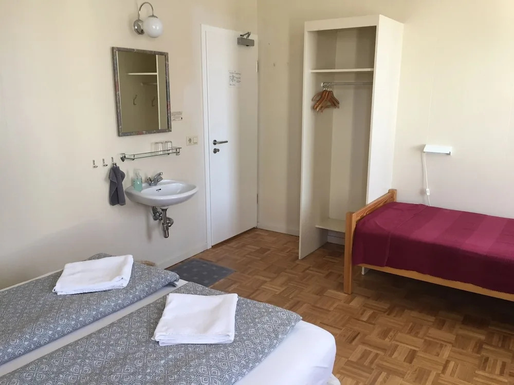 Downtown Reykjavík Baldursbrá Guesthouse