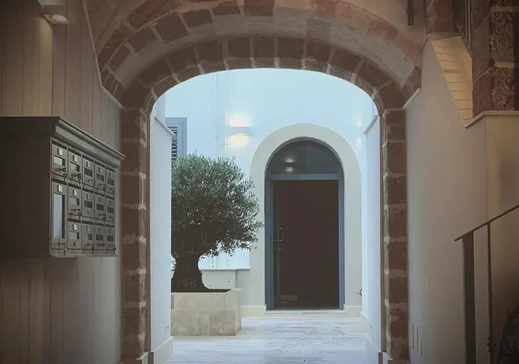 Satyria Apartments
