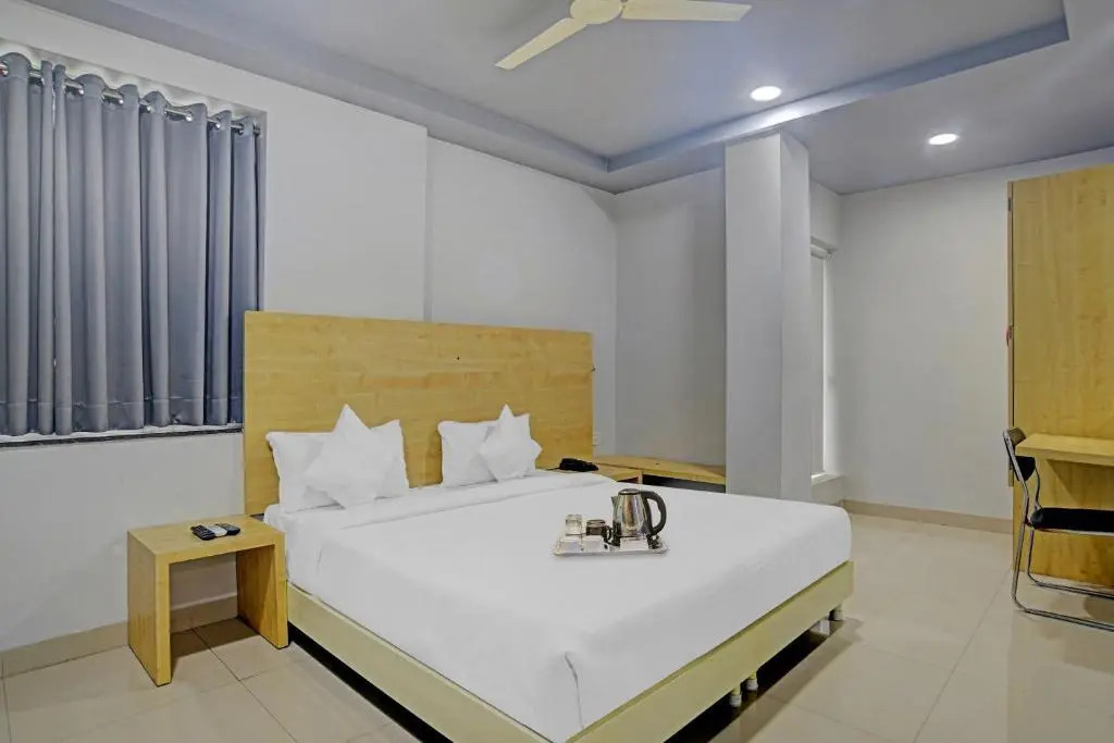 OYO 81349 Townhouse Friends Inn