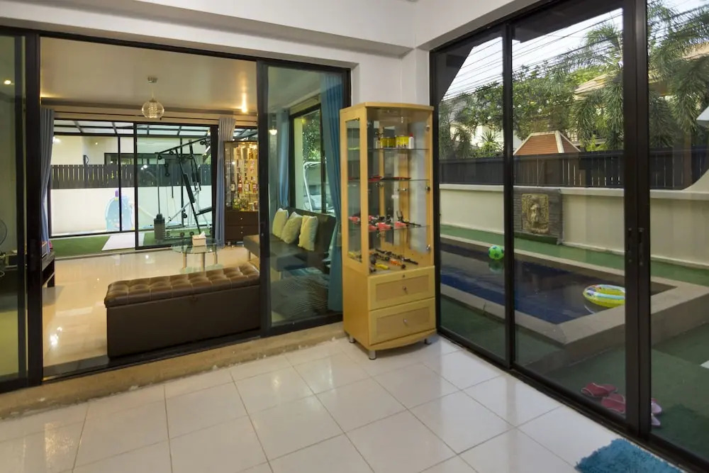 Nowhere Villa Pattaya
