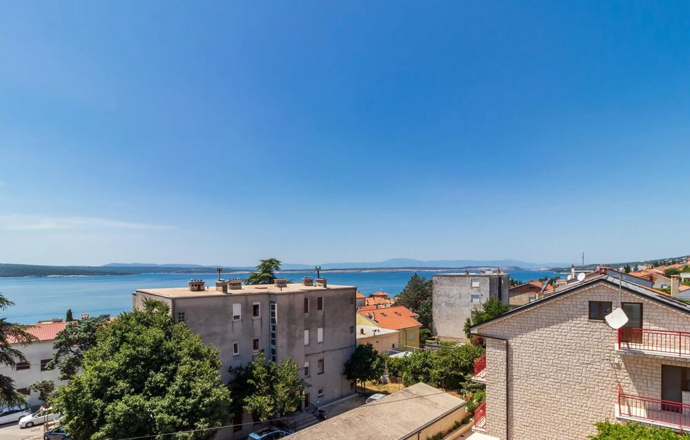 Nice Apartment in Crikvenica With Wifi and 2 Bedrooms