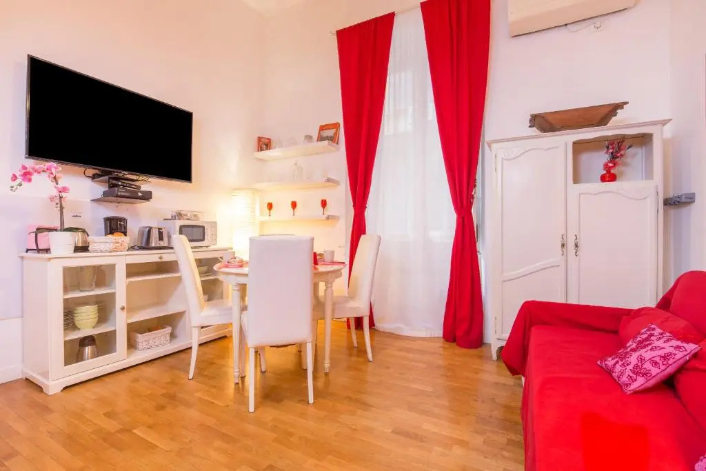 Smart Lodgings Plus