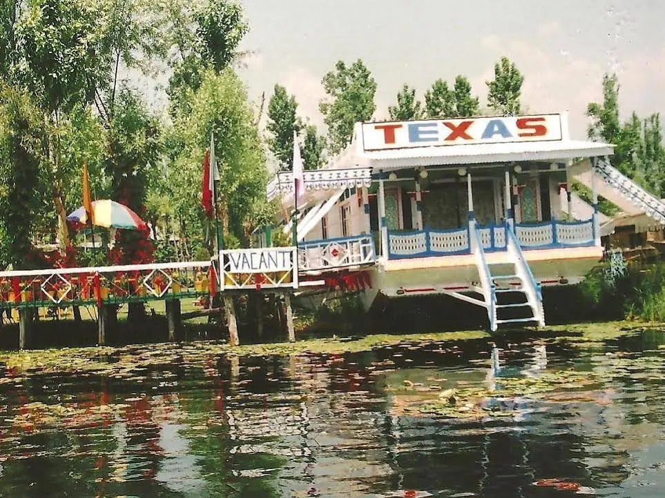 Texas Houseboats