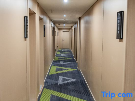 Taihe Business Hotel