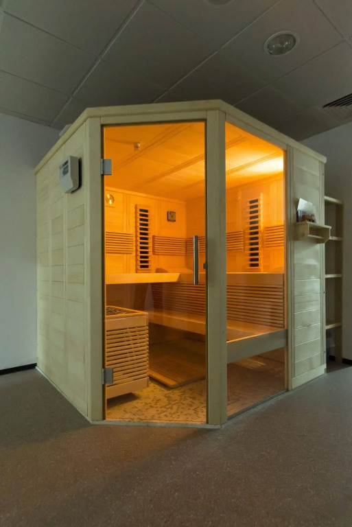 Hotel Golden House