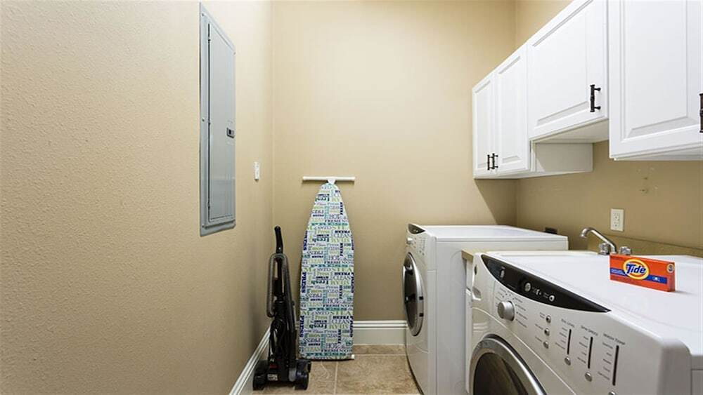 Absolutely gorgeous 4 bed orlando home