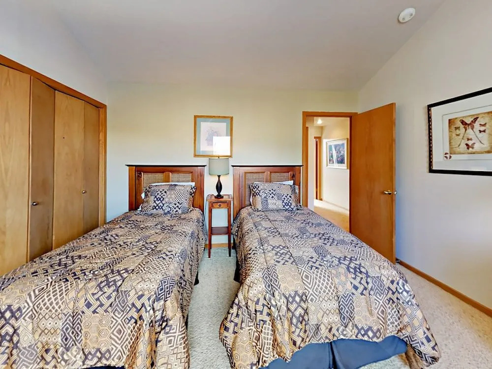 2441 Gilt Edge Circle Townhouse