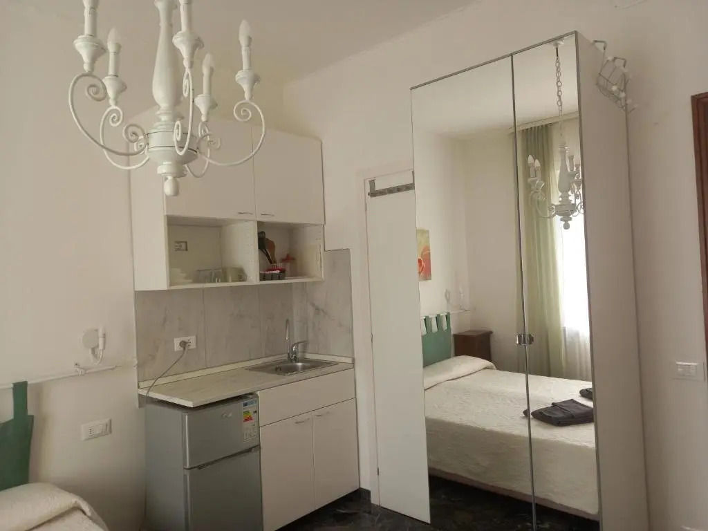 MinihouseLarissa diVerona