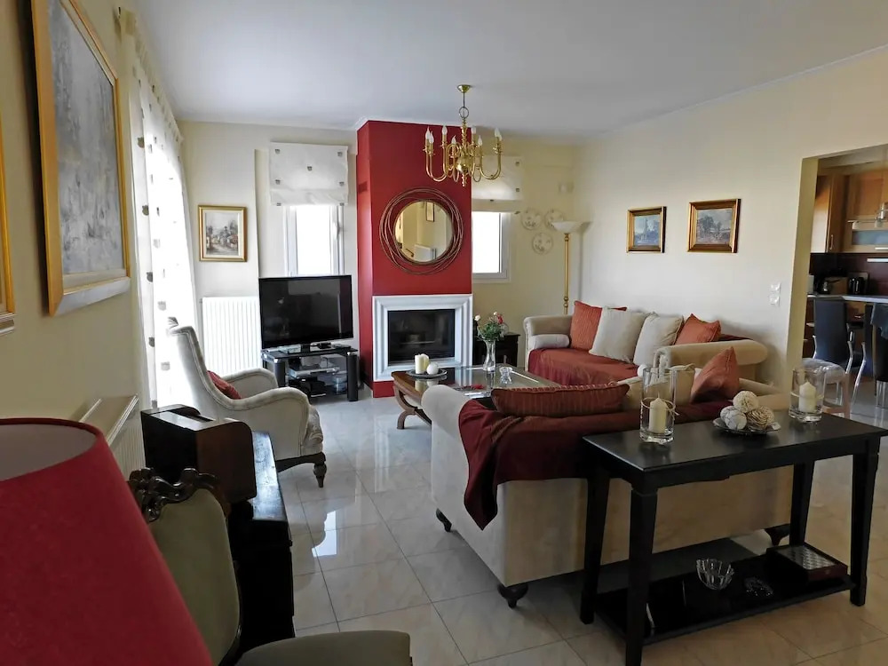 Helen's Villa