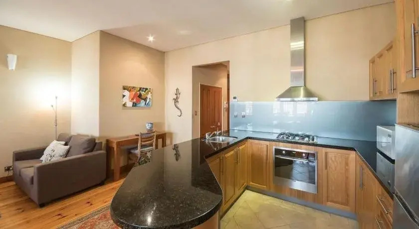 Rialto Apartment 2