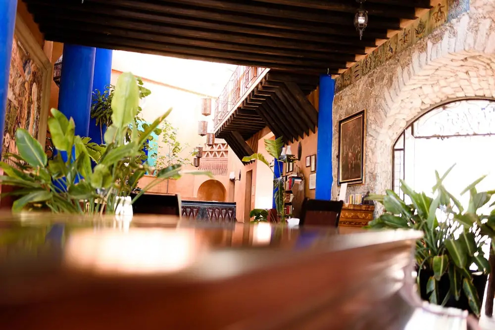 Riad Mellado by Grupo Afekto