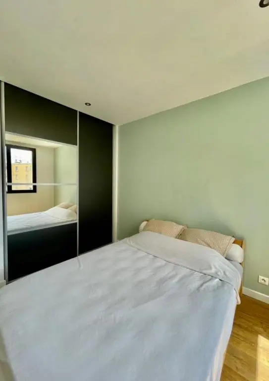 "Chez Jules" Spacious apt with 2 balconies in Marseille