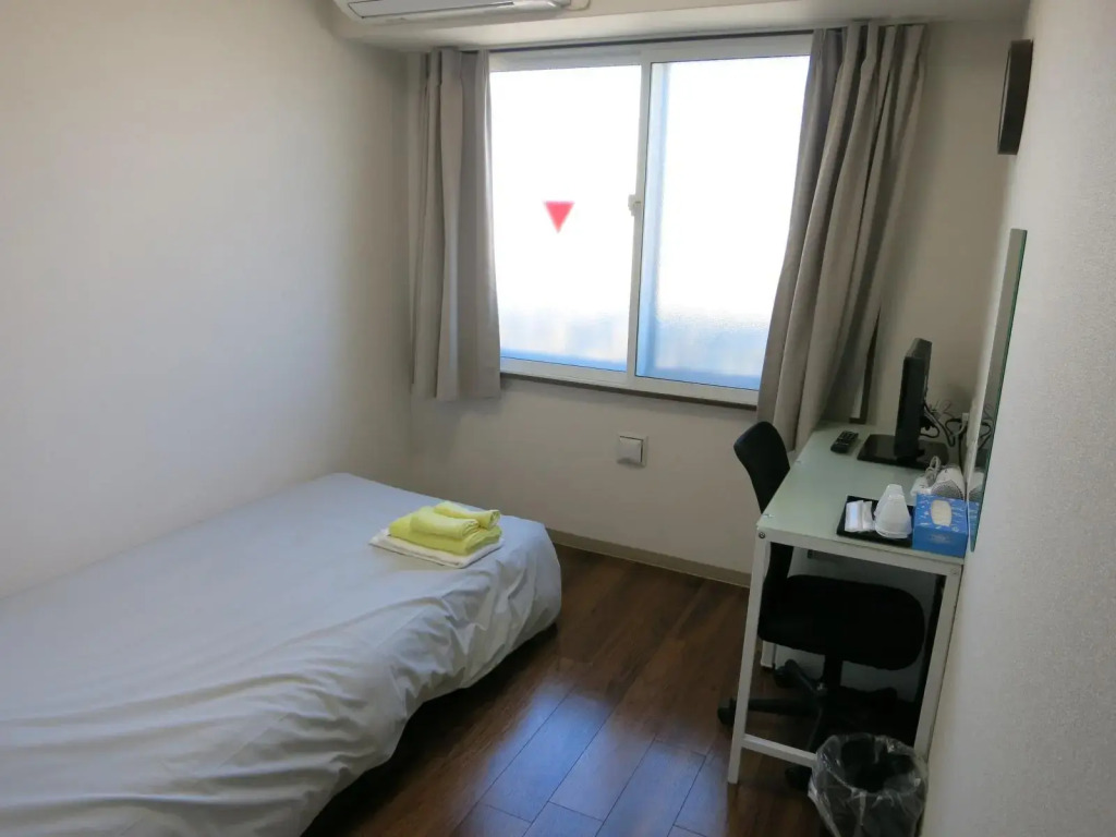Hotel Chuo Crown