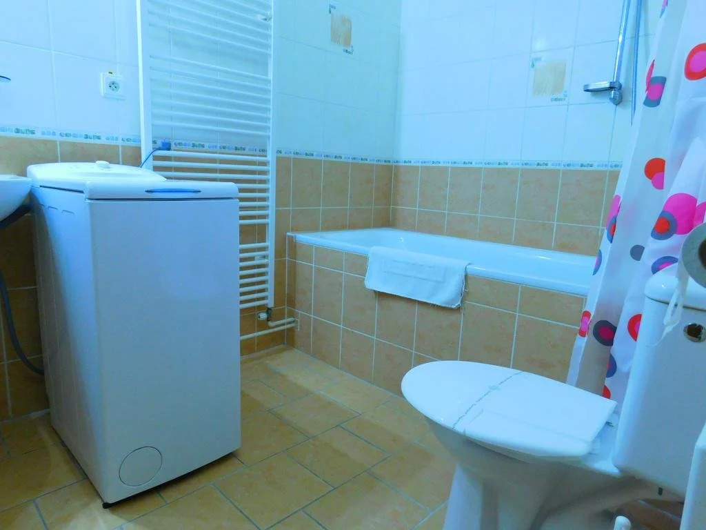 Hotel Senica, Garni