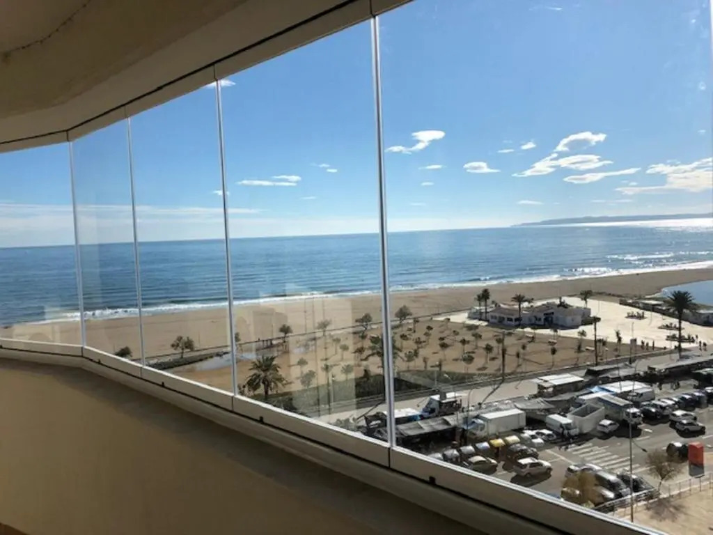 Apartamento Con Piscina Y Vistas Al Mar Ref 154