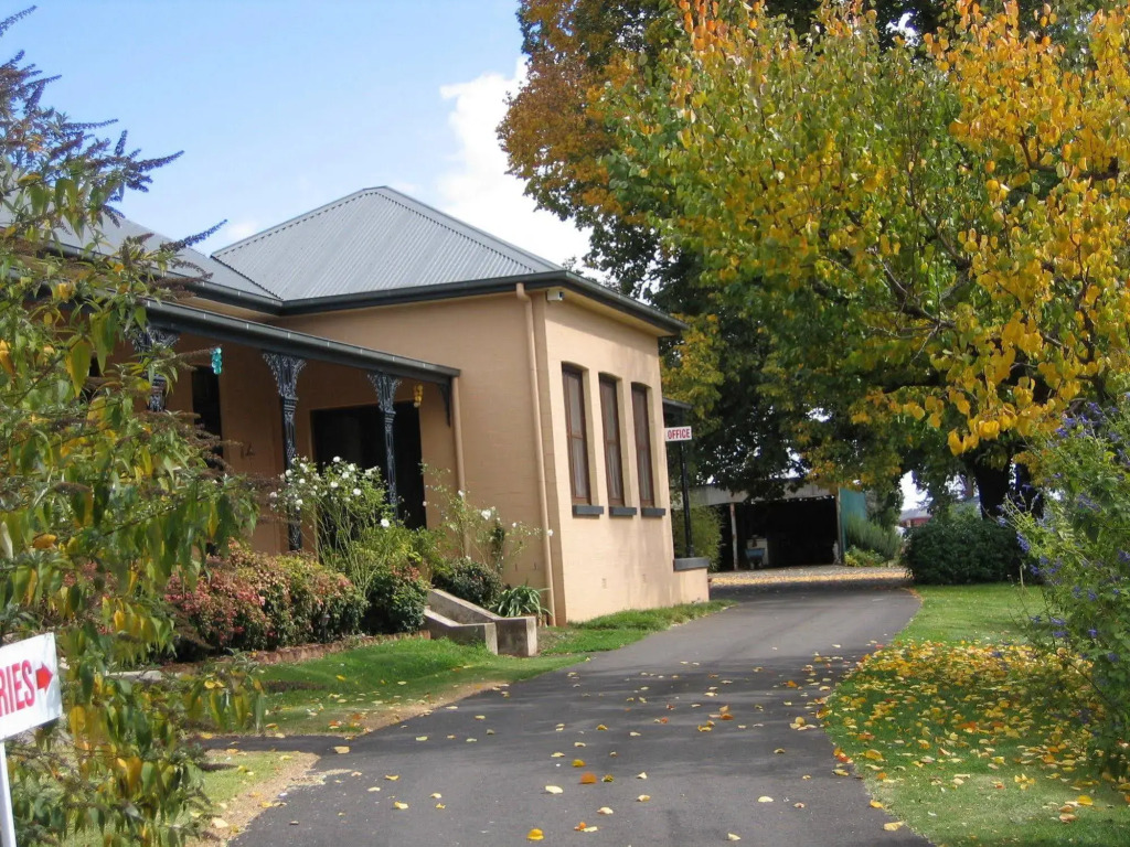 Melview Greens - Two-Bedroom Apartment