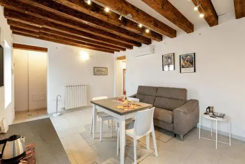Cannaregio Elegant Apartment