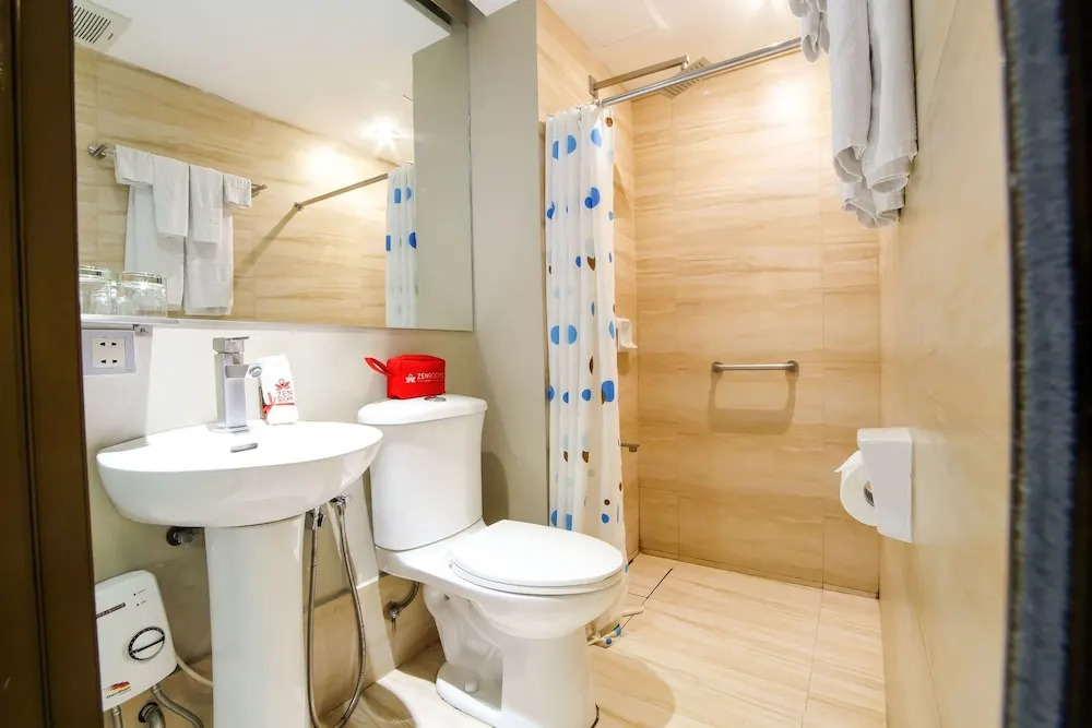 ZEN Rooms Suez Street Makati