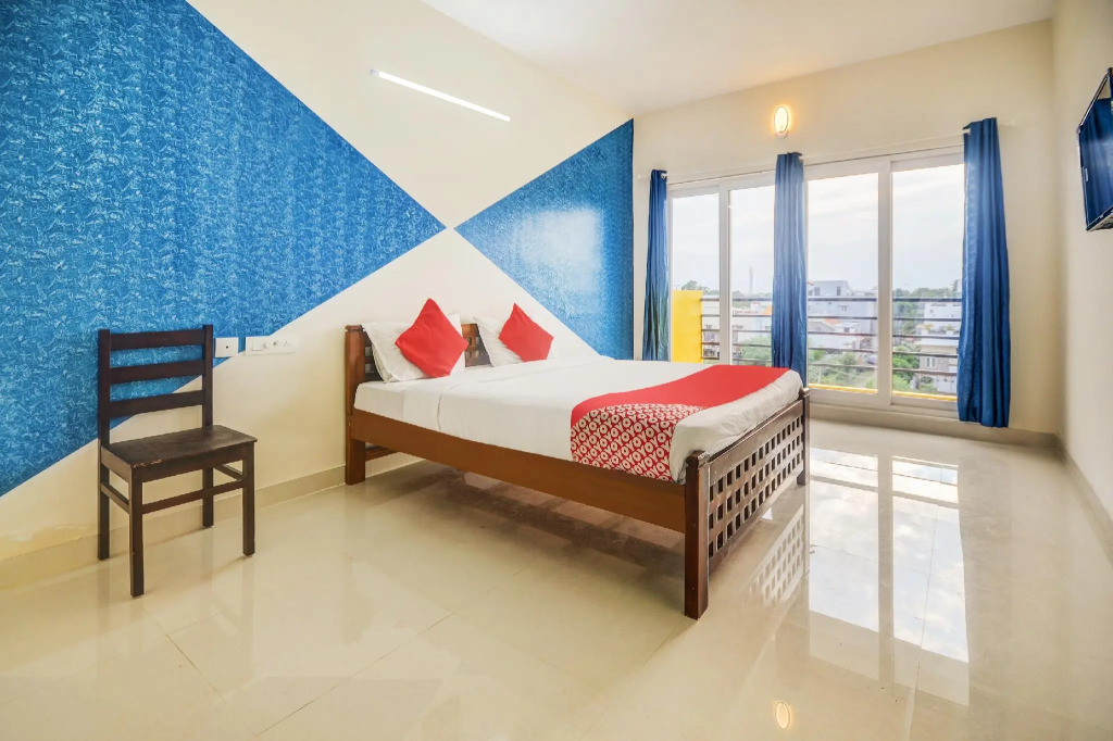 OYO 64056 Ruthira Inn