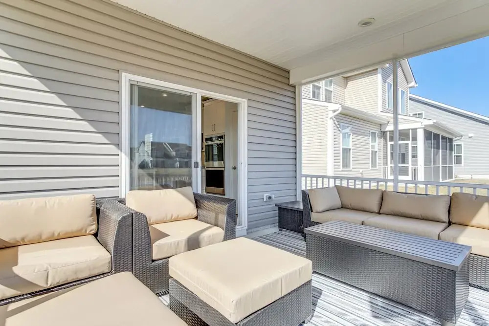 Modern & Spacious Home w/ Pool in Ocean View