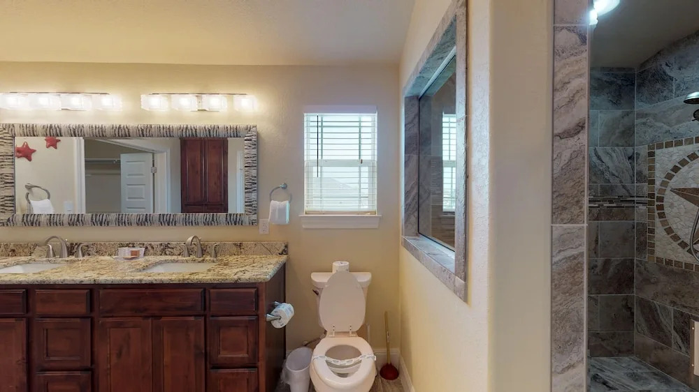 Tx Flip Flop Stop 5 Bedroom Home