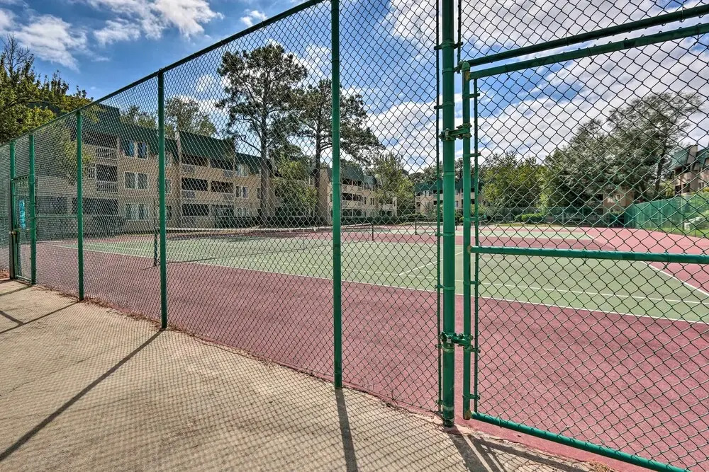 Beach + Pool Access: Colorful Hilton Head Condo!